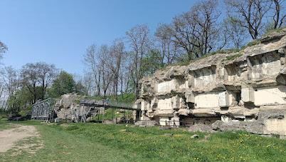 Fort San Rideau – ruiny części Twierdzy Przemyśl w Bolestraszycach